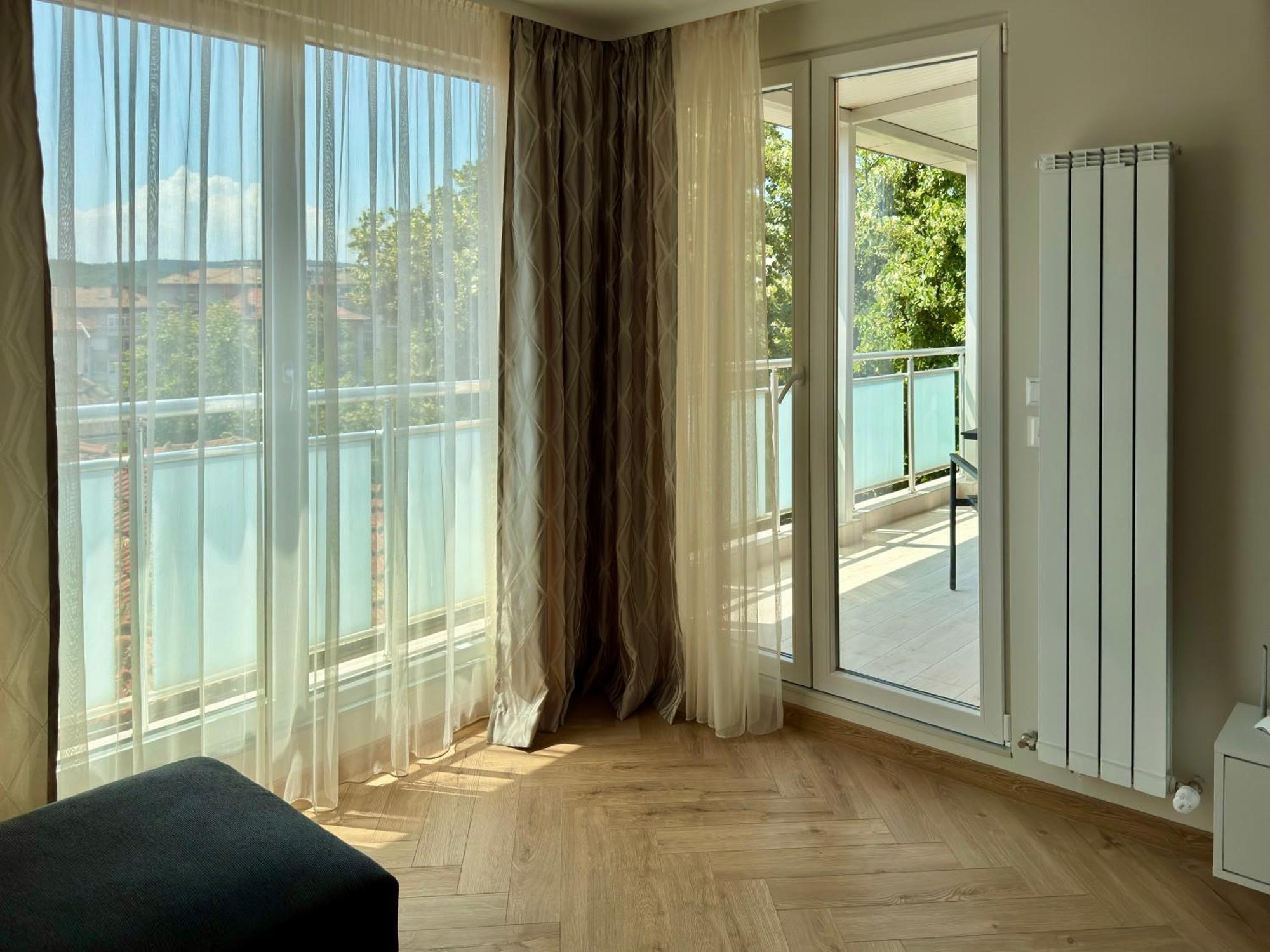 Parkview Luxury In City Center 8 ヴェリコ・タルノヴォ エクステリア 写真