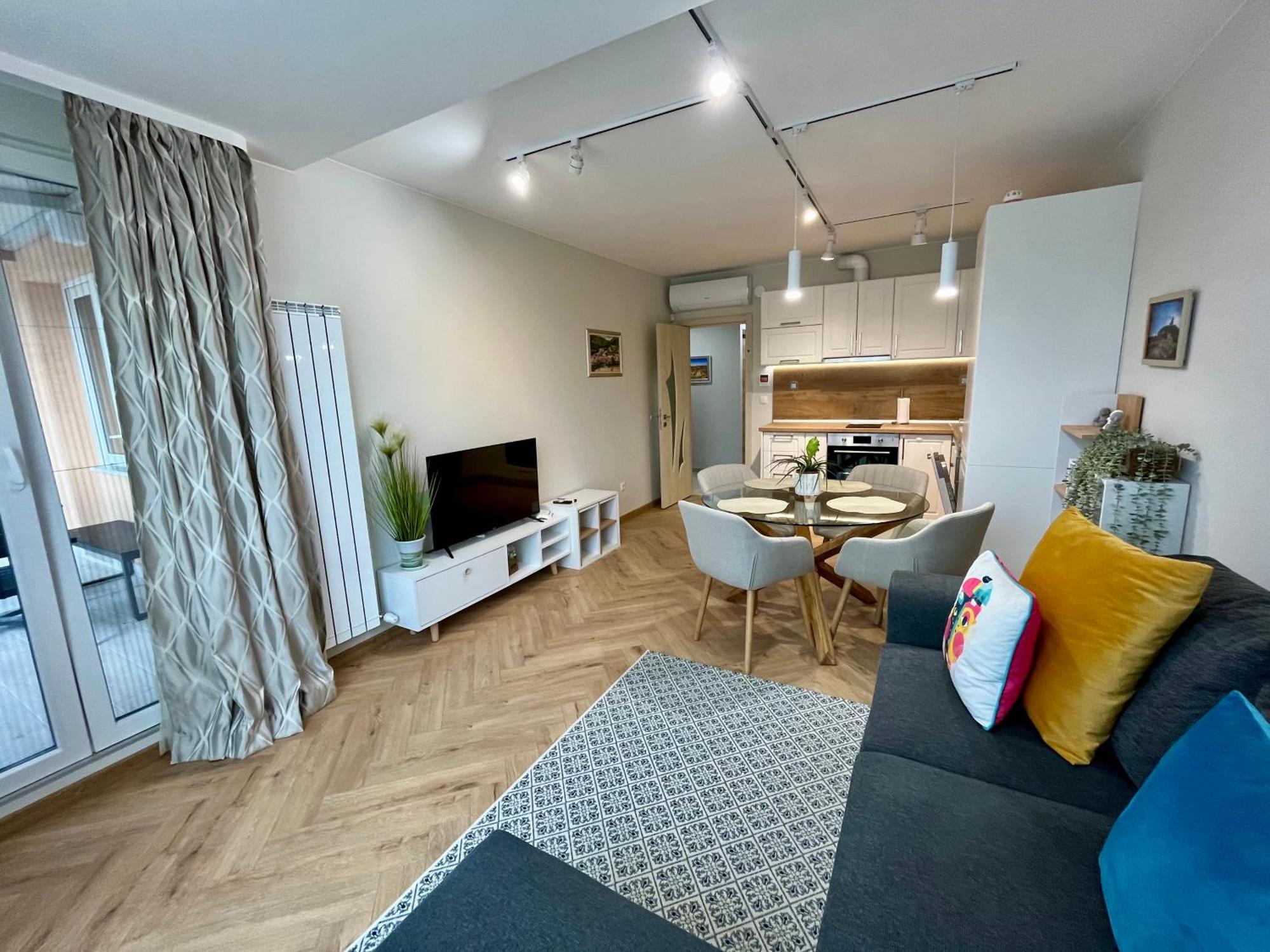 Parkview Luxury In City Center 8 ヴェリコ・タルノヴォ エクステリア 写真